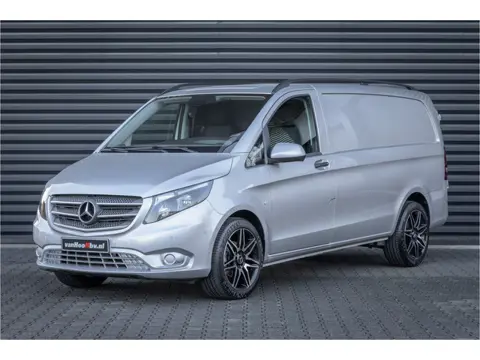 Mercedes-Benz Vito 111 CDI Lang - 19 inch AMG- Climate Controle