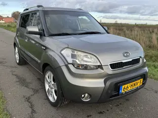 Kia Soul 1.6 X-ecutive Airco/Schuifdak/LMV (bj 2009)