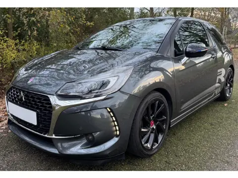 DS 3 1.2 DS Performance RACING 2017 110PK CAMERA NAVI APPLE CARPLAY CRUISE