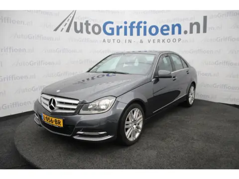 Mercedes-Benz C-Klasse 180 Business Class Avantgarde nette sedan met trekhaak