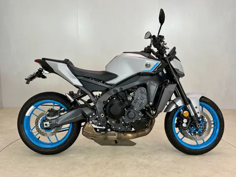 Yamaha MT 09 Y-AMT (bj 2025)