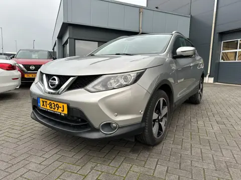 NISSAN QASHQAI 1.2 Connect Edition Navigatie, airco, cruise control, PDC, trekhaak