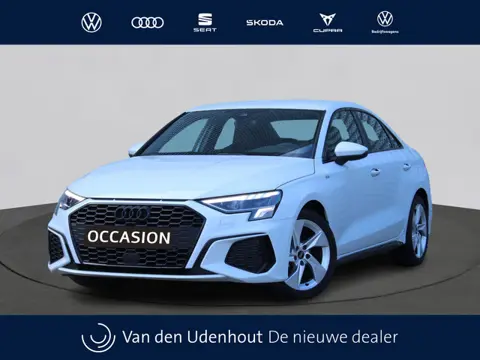 Audi A3 Limousine 30 TFSI 110pk S Edition S-tronic / Navigatie / Apple Carplay / LED