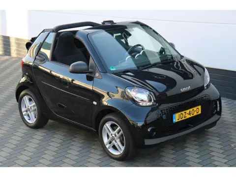 Smart Fortwo cabrio EQ Comfort 18 kWh Carplay 1ste eig BTW !!