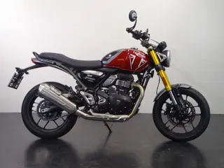 Triumph SPEED 400 (bj 2025)
