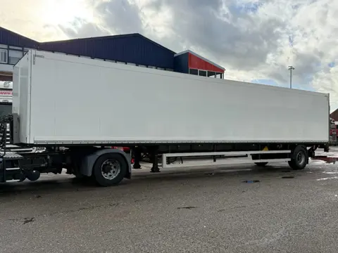 BP Trailer S110S + STEERING AXLE + LIFT 2.000 KG ZEPRO + REMOTE