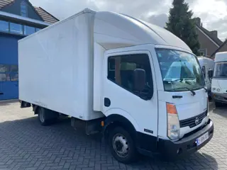 Nissan Cabstar .laadklep..... TL3513. (bj 2008)