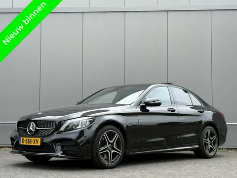 Mercedes-Benz C-Klasse 300 e AMG - pano - camera - nap! - Apple CarPlay -