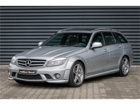 Mercedes-Benz C-Klasse Estate AMG 63 -Palladiumzilver-