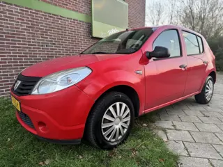 Dacia Sandero 1.4*2009*Apk|Usb|T-haak (bj 2009)