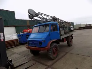 Unimog Mercedes S 404 boormachine Bomag (bj 1962)