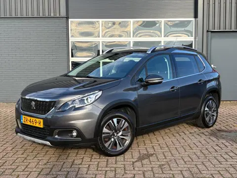 Peugeot 2008 1.2 PureTech Allure Automaat Camera Trekhaak Climate control