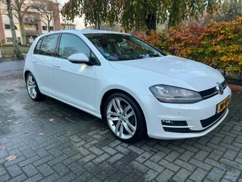 VOLKSWAGEN GOLF 1.4 TSI ACT HIGHLINE
