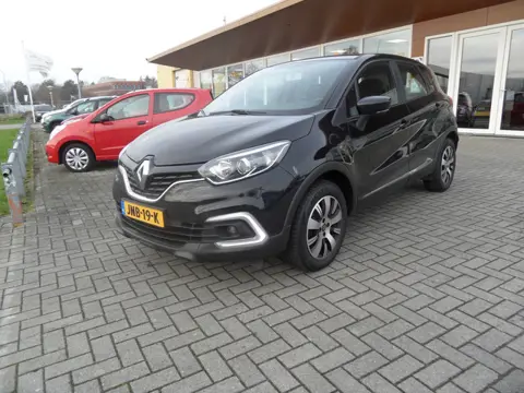 Renault Captur 0.9 TCe Limited (bj 2019)