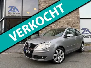 Volkswagen Polo 1.4-16V SPORT LINE |PANO|Cruis|NAP|USB|NL|