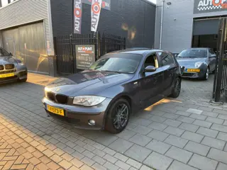 BMW 1-serie 116i Executive Airco NAP APK 1 jaar