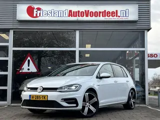 Volkswagen Golf 1.5 TSI Highline Business R 5 Deurs / Carplay / LED / Stoelverwarming / 2018