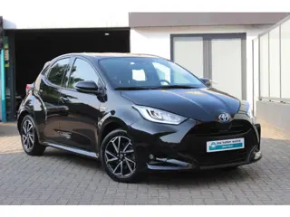 Toyota Yaris 1.5 Hybrid Dynamic Camera, Carplay, Privacy Glass, Stoel/Stuurverwarming