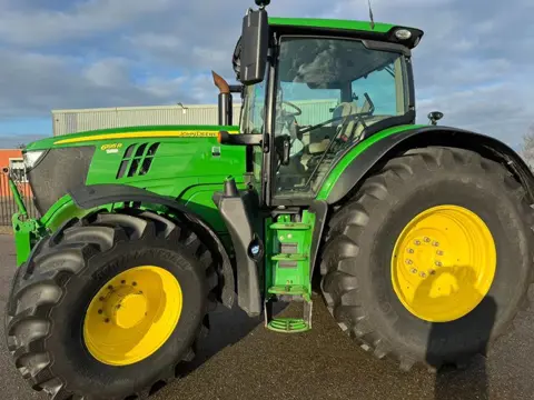 John Deere 6195R (bj 2018)