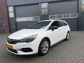 Opel Astra Sports Tourer 1.2 Business Elegance