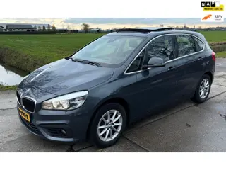 BMW 2-serie Active Tourer 218d Corporate Lease Essential/ panoramadak/ clima/ navi/ bj 2015