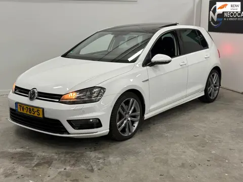 Volkswagen Golf 1.4 TSI Highline / R-LINE / NETTE AUTO / DEALER ONDERHOUDEN