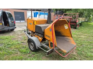 Houtversnipperaar, houthakselaar