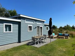 Trendy en luxe chalet met grote tuin op het zuiden in het bos