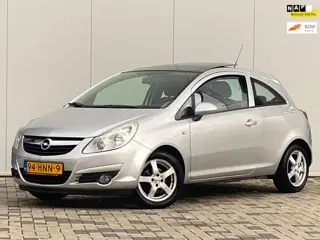 Opel Corsa 1.2-16V Cosmo AUTOMAAT OPENDAK