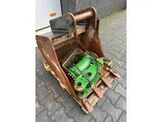 Caterpillar 302 Lehnhoff MS03 (bj 2020)