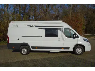 Pössl Possl Roadcar 640 met enkele bedden Fiat Ducato