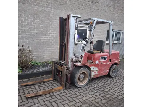 HALLA Hdf-30 Diesel Heftruck Triplo 4,5 m