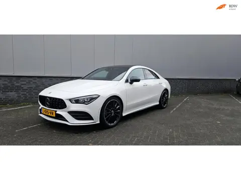 Mercedes-Benz CLA-klasse COUPE 180 Premium Plus