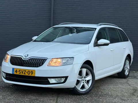 Skoda Octavia Combi 1.2 TSI Greentech Ambition Businessline NAVI | CRUISE | PDC | TREKHAAK | AIRCO |