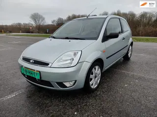 Ford Fiesta 1.4-16V Ghia 3-deurs automaat