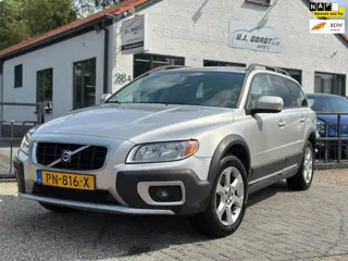 Volvo XC70 2.4 D5 Summum keurige auto !
