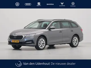 Škoda Octavia Combi 1.4 TSI iV 204pk PHEV Business Edition Navigatie Wegkl.trekhaal Pdc Virtual Cock