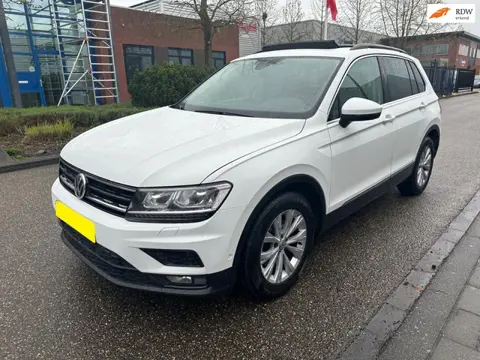 VOLKSWAGEN TIGUAN 1.4 TSI ACT/PANO/LEDER/CAMERA/TREKHAAK/VOL