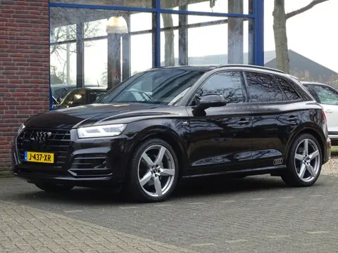 Audi Q5 45 TFSI quattro S edition TREKHAAK AUTO VOL OPTIES