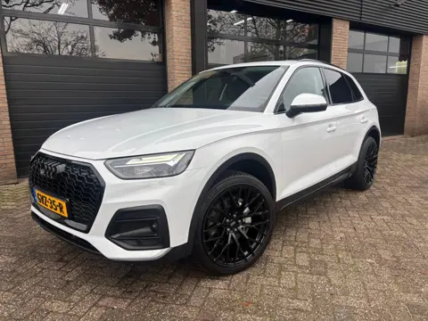 Audi Q5 50 TFSI e Black Edition Panorama Carplay Led Plulg-in