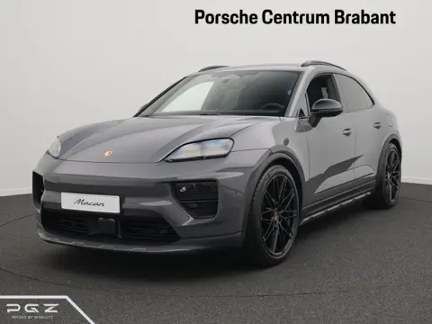 Porsche Macan 4