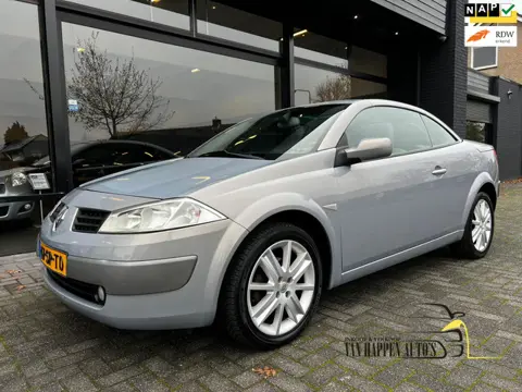 Renault Mégane Coupé-Cabriolet 2.0-16V Privilège Luxe