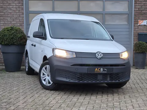 Volkswagen Caddy Benzine!! Grijs kenteken met slechts 7500 km op de teller. Nederlands kenteken volg