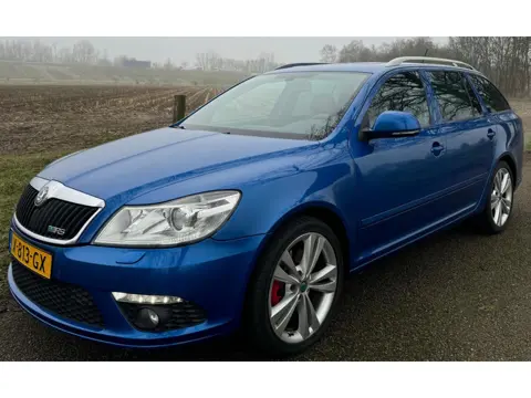 Skoda OCTAVIA 2.0 TFSI RS 200PK DSG XENON NAVI CLIMA AUTOMAAT