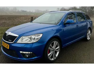 Skoda OCTAVIA 2.0 TFSI RS 200PK DSG XENON NAVI CLIMA AUTOMAAT