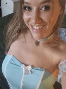 Neonstar (34) Waregem, #Belgium De #girlfriendexpierence :