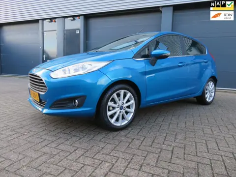 Ford Fiesta 1.0 EcoBoost Titanium 124697 km nap