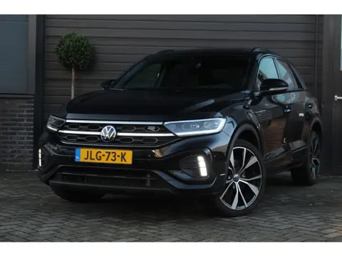 Volkswagen T-Roc 1.0 TSI R-Line Business | Panorama dak | IQ.Light | 19 Inch | R Stoelen