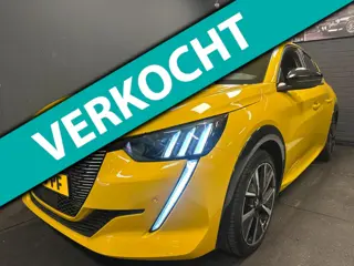 Peugeot 208 1.2 PureTech GT-Line GARANTIE 17inch CAR-PLAY CAMERA LED APK 2027 3D