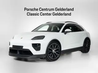 Porsche Macan 4